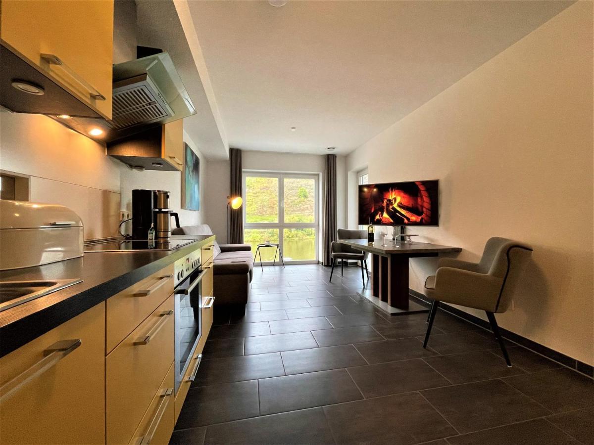 Moselpromenade Villa Moselufer, Panorama & Burg Cochem Blick, Netflix, Balkon 외부 사진